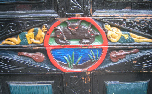 Door detail 2